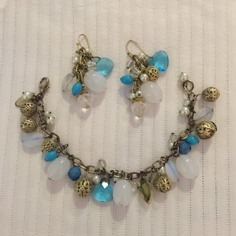❤️ 2 for $10 Charm bracelet & earrings signed George